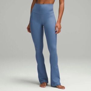 Lululemon Align Sz 8 High-Rise Ribbed Mini-Flare Pant *Extra Short In Oasis Blue